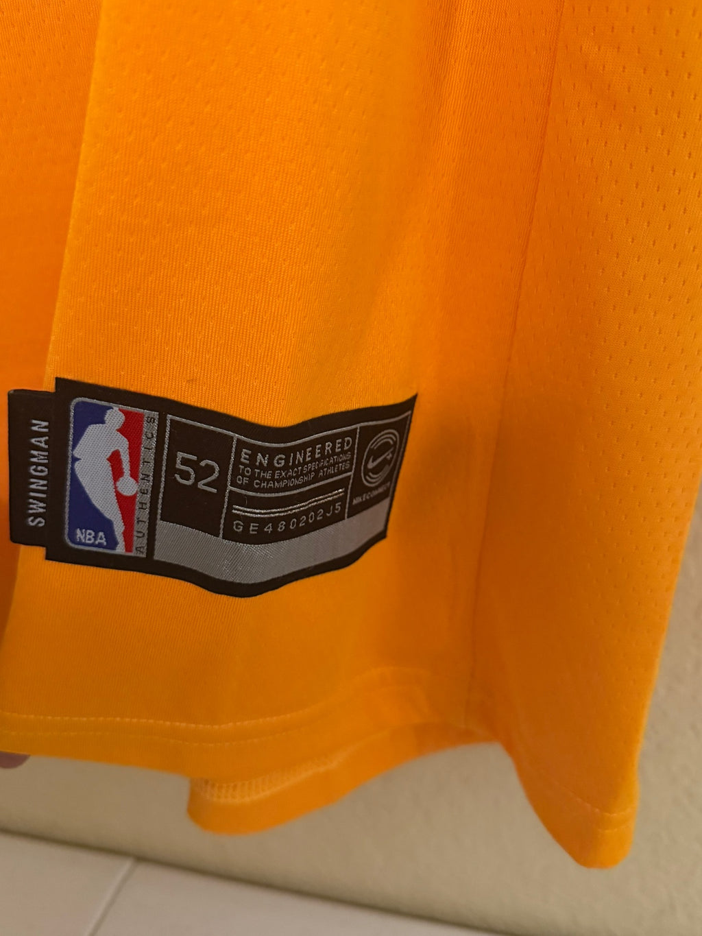 Size 52 Swingman hem tag