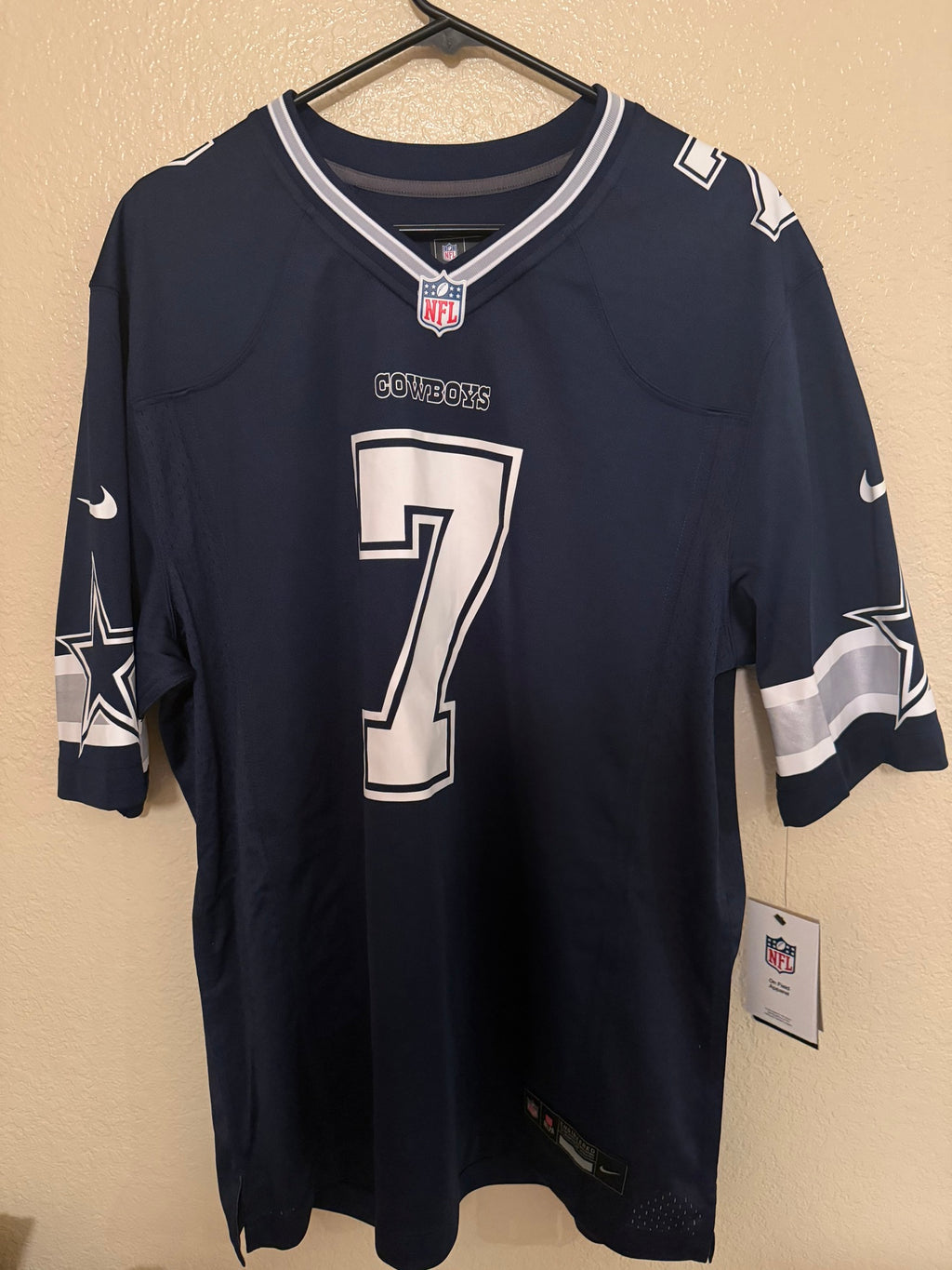 Brand New Dallas Cowboys Trevon Diggs #7 Jersey Size L - Nike (Navy Home)