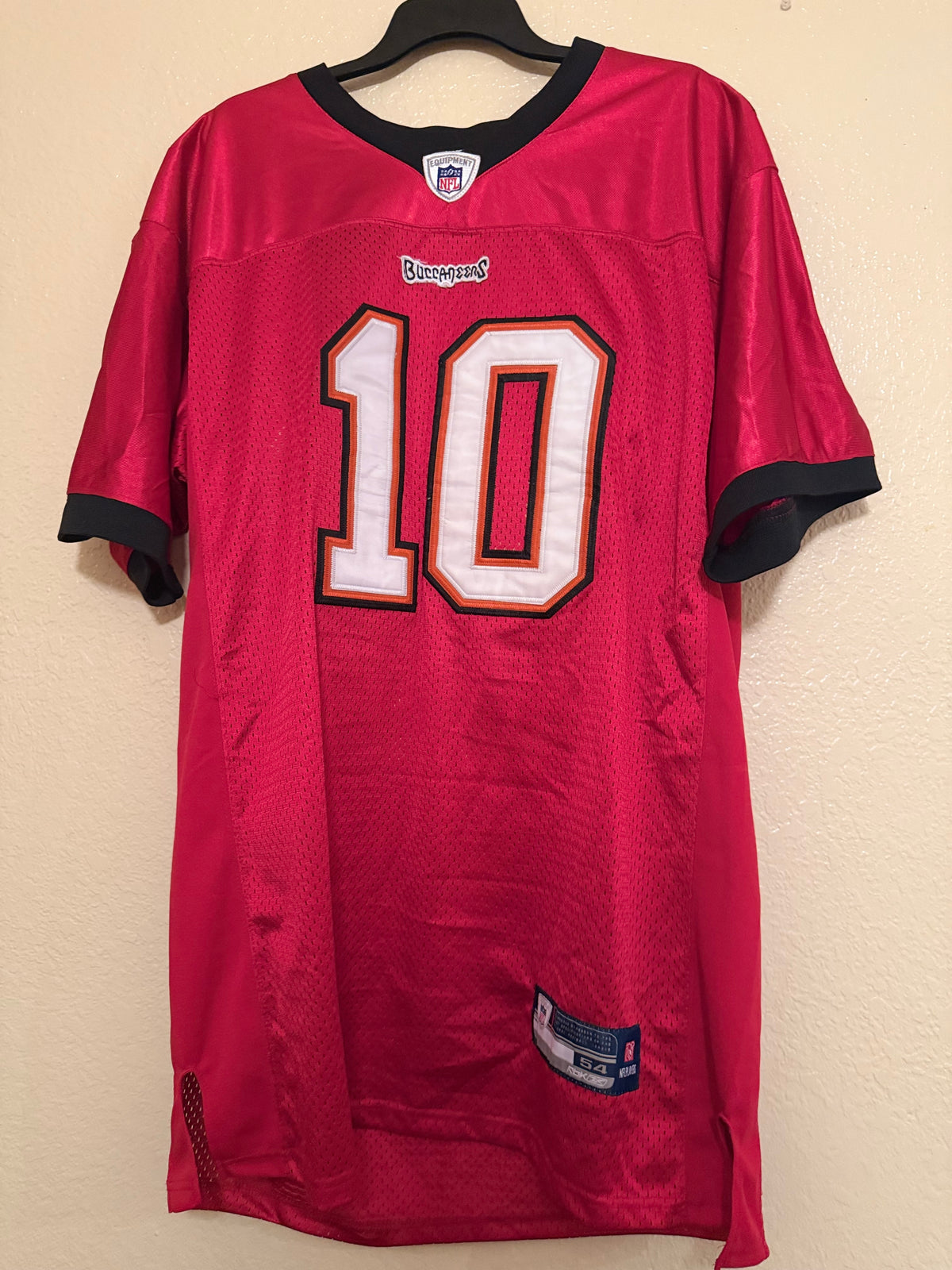 Pre-Worn Tampa Bay Buccaneers Jersey Size 54 #10 Jackson