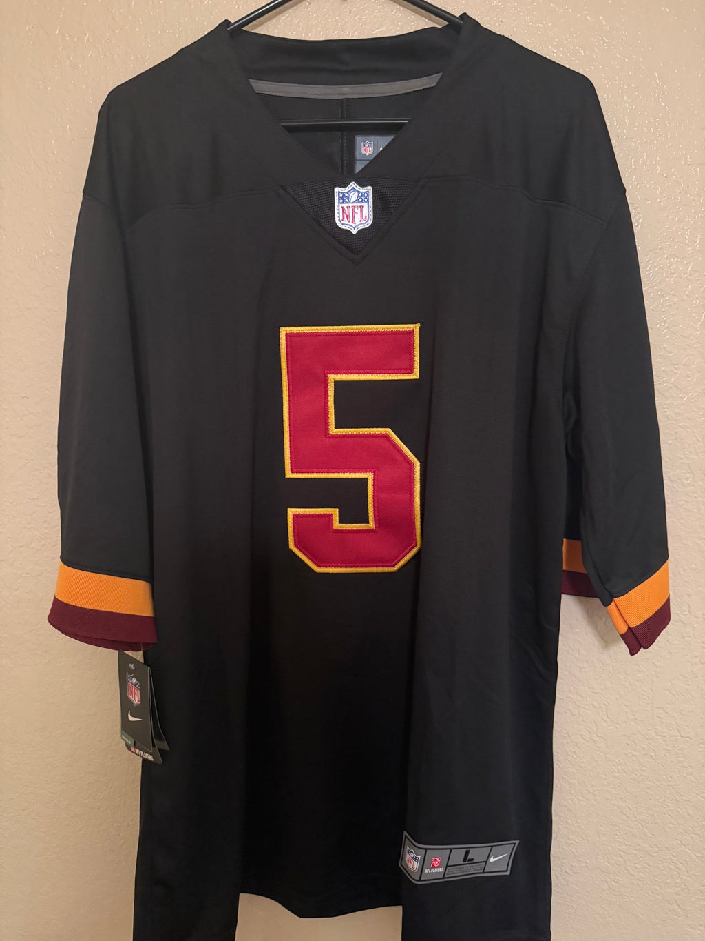 Washington Commanders Jayden Daniels Jersey-Brand New