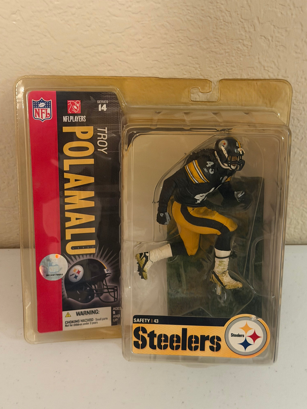 Pittsburgh Steelers Troy Polamalu Figurine Brand New