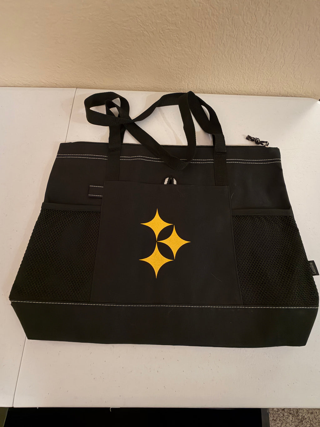 Pittsburgh Steelers Brand New Tote Bag plus SI Magazine
