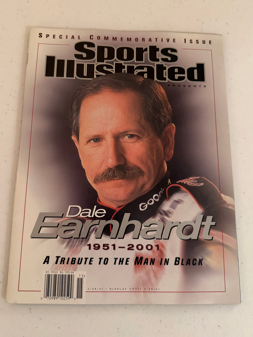 Dale Earnhardt Sports Illustrated Magazine in Great Condition