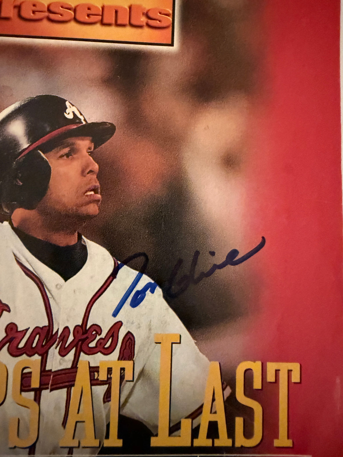 Atlanta Braves Sports Illustrated Tom Glavine Autographed