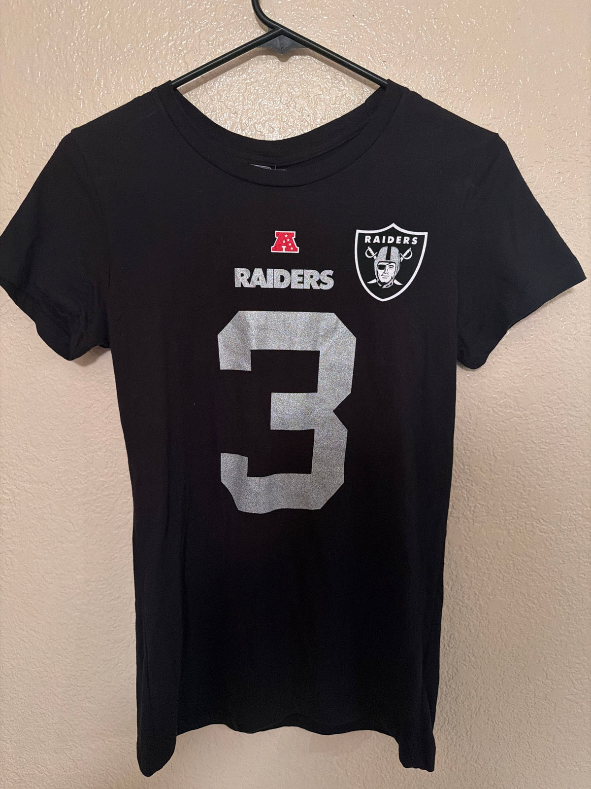 Pre-Worn Oakland Raiders Carson Palmer #3 Jersey Tee Size M - Women's