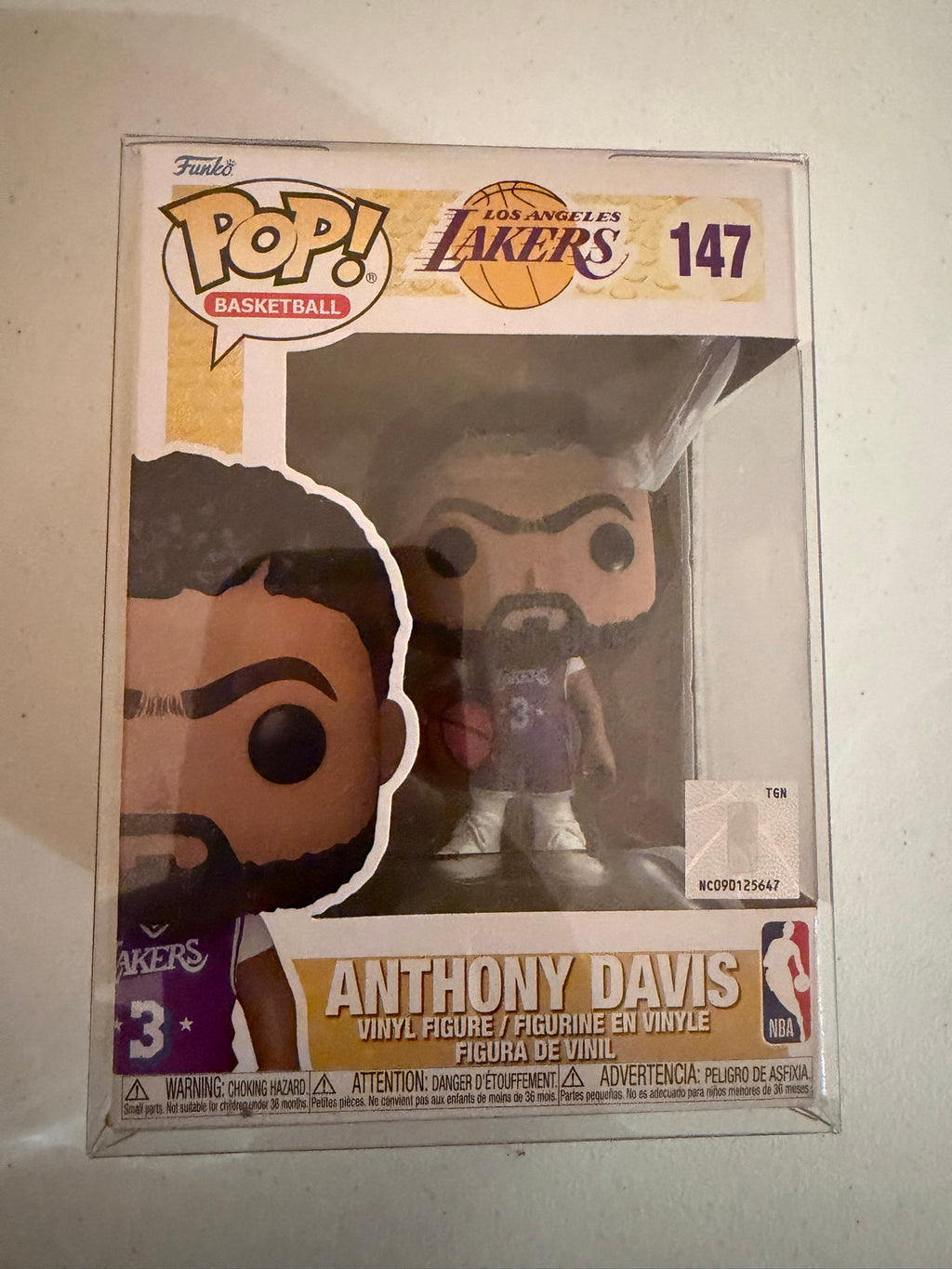 Funko Pop Anthony Davis #147 Los Angeles Lakers - With Protective Case